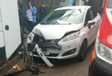 Photo of Motorista bêbado invade praça e atropela pessoas em SC