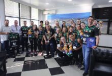 Photo of Prefeito recebe equipe chapecoense vice-campeã em campeonato na Rússia