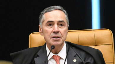 Photo of Barroso toma posse como presidente do STF nesta quinta