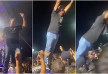 Photo of Prefeito se empolga em festa e se joga na plateia, mas cai no chão