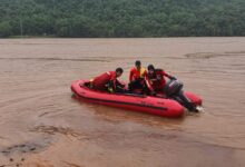 Photo of Bombeiros de Florianópolis e Marinha irão reforçar as buscas por operador de Balsa