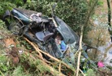 Photo of Passageira morre em capotamento às margens de rio na BR-470