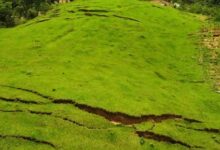 Photo of Rachaduras se abrem em solo após deslizamento de terra, no Alto Vale do Itajaí