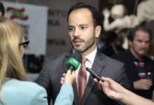 Photo of Justiça impede Jorginho Mello de nomear filho como secretário