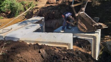 Photo of Implantação de galeria de concreto no acesso à comunidade de Três de Outubro