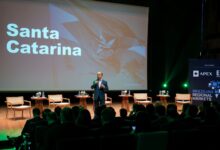 Photo of Jorginho Mello apresenta Santa Catarina a investidores e empresários no maior centro econômico do Brasil