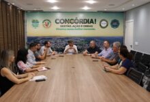 Photo of Prefeitura repassa recurso para Associação Caminho da Roça