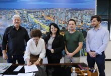 Photo of Sueli Suttili assume a Prefeitura de Chapecó