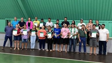 Photo of Mais 30 famílias se tornam legalmente donas dos imóveis onde vivem no Extremo Oeste