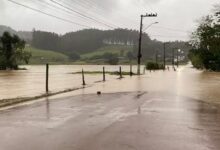 Photo of Chuva forte causa inundações e deixa cidades catarinenses em alerta