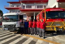Photo of Bombeiros Voluntários e servidores da prefeitura seguem em missão para Encantado-RS