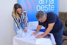 Photo of Prefeitura e AMA Oeste assinam termo de cooperação