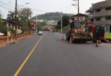 Photo of Implantação da terceira pista da rua Attílio Fontana está 70% concluída