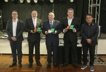 Photo of Contadores de Chapecó recebem homenagem da Fecontesc