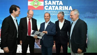 Photo of Governador apresenta novo Plano Aeroviário de SC que planeja o setor para os próximos 20 anos
