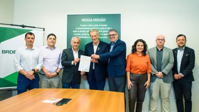 Photo of Parceria entre BRDE e SCGÁS impulsiona o uso de gás natural e biometano no transporte de cargas e passageiros