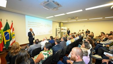 Photo of Governador destaca importância da tecnologia e inovação em conferência para o fortalecimento do setor no estado