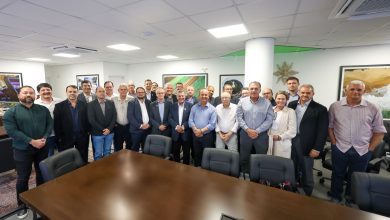 Photo of Governador recebe presidente da Fetrancesc e empresários para discutir desafios do transporte e logística