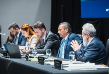 Photo of Deputados lamentam trabalho infantil e denunciam planos de saúde