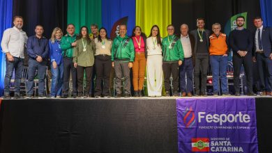 Photo of Governador participa da abertura dos Joguinhos Abertos de Santa Catarina em Rio do Sul