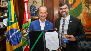 Photo of Governador dá posse a Henrique de Freitas Junqueira como secretário adjunto da Casa Civil