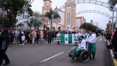 Photo of Desfile celebra os 108 anos de Chapecó