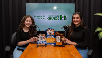 Photo of Vencedora do Oratória nas Escolas 2025 participa de Podcast da Secretaria de Educação