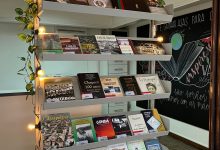 Photo of Biblioteca Pública celebra 108 anos de Chapecó com a exposição “Janelas Literárias”