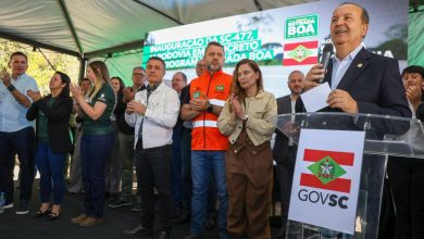 Photo of Governador entrega restauração da SC-477, a 1ª do programa Estrada Boa com pavimentação de concreto