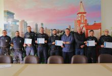 Photo of Guardas Municipais de Chapecó recebem Moção Honrosa por ação de salvamento