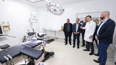 Photo of Com investimento do Estado, iniciam as atividades do primeiro hospital do Oeste para cirurgias eletivas