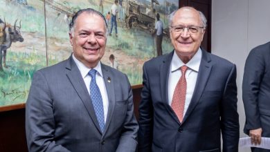 Photo of COLUNA PELO ESTADO – Presidente da Fiesc pede moveis e madeira como prioridade em exceções